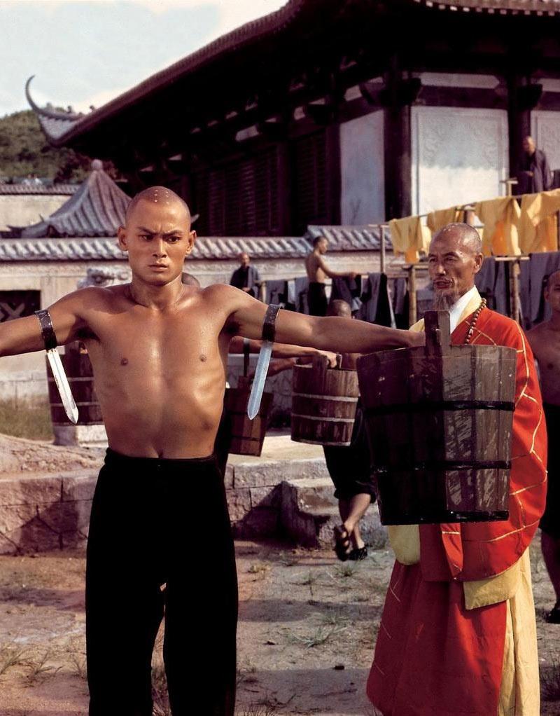 De leerling en zijn leraar in de film The 36th Chamber of Shaolin (1978)