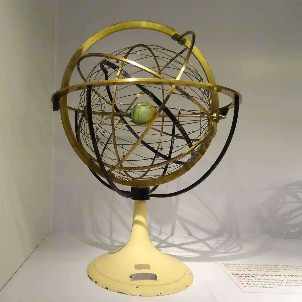 Armillairy sphere (TM45196) in the Tekniska Museet, Stockholm, Zweden. © Ad Meskens / Wikimedia Commons