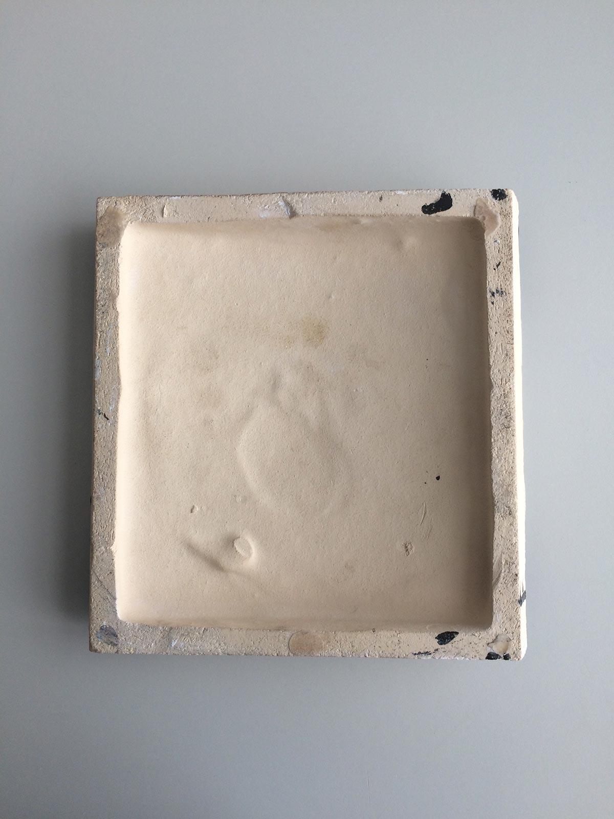 Backside tile 'Flowers' for the Baarnsch Lyceum