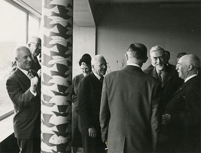 Vliegende vissen, vogels en bootjes in Haarlem